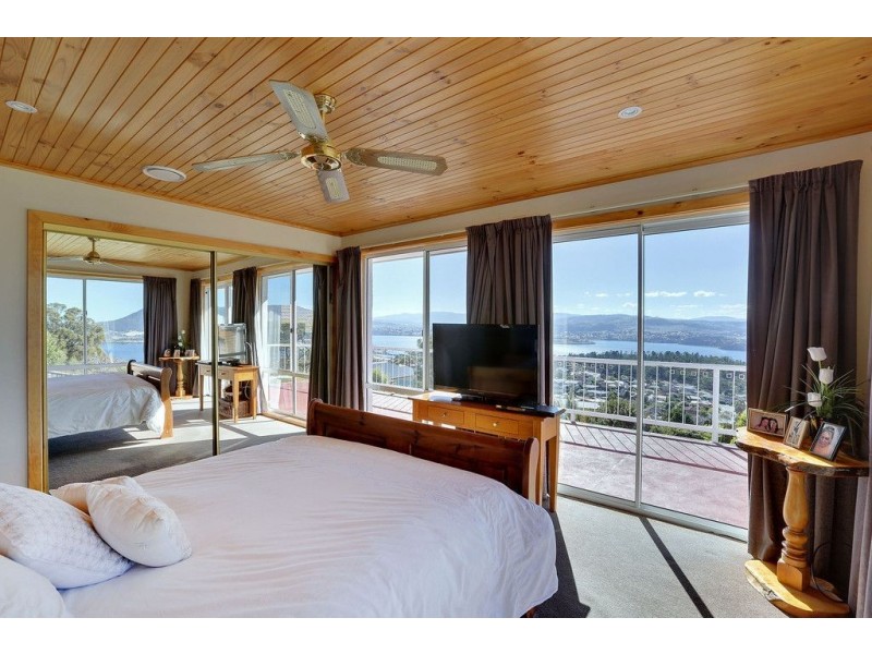 13 Newitt Drive, Austins Ferry TAS 7011
