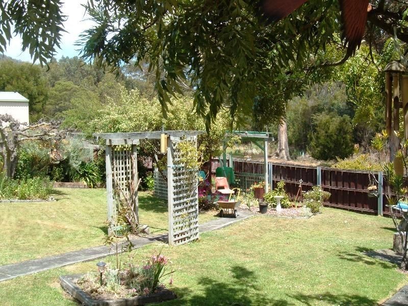 11 Apanie Crescent, Chigwell TAS 7011