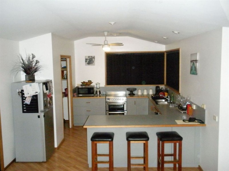 19 Clives Avenue, Old Beach TAS 7017