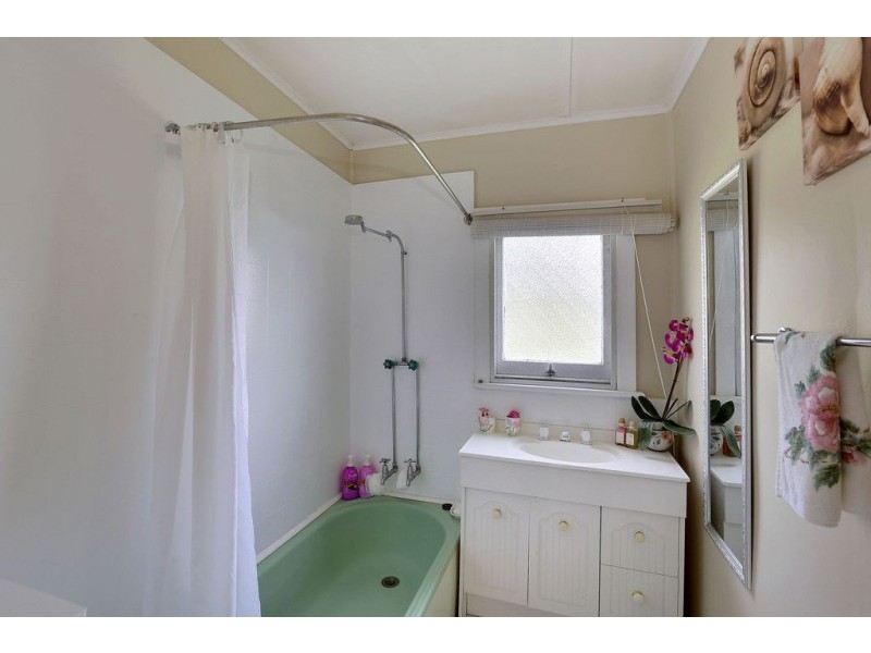 19 The Avenue, Ellendale TAS 7140