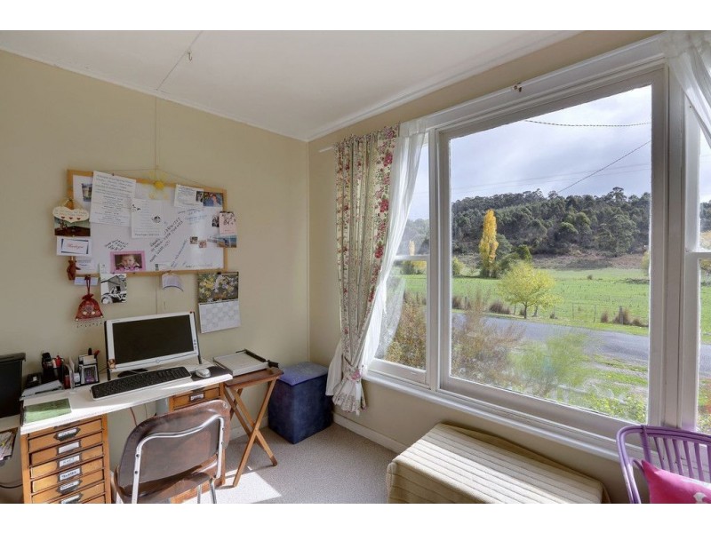 19 The Avenue, Ellendale TAS 7140