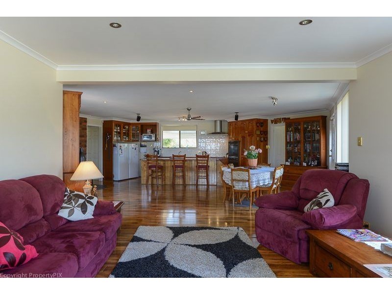 487 White Kangaroo Road, Campania TAS 7026