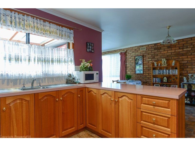 28 Clives Avenue, Old Beach TAS 7017