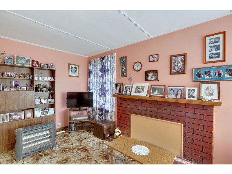 15 Bradfield Street, Claremont TAS 7011