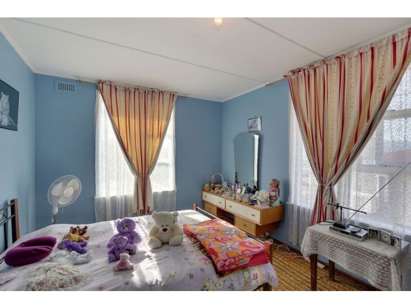 15 Bradfield Street, Claremont TAS 7011