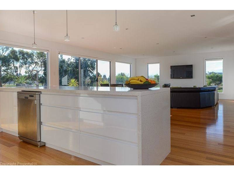 125 Seven Mile Beach Road, Seven Mile Beach TAS 7170