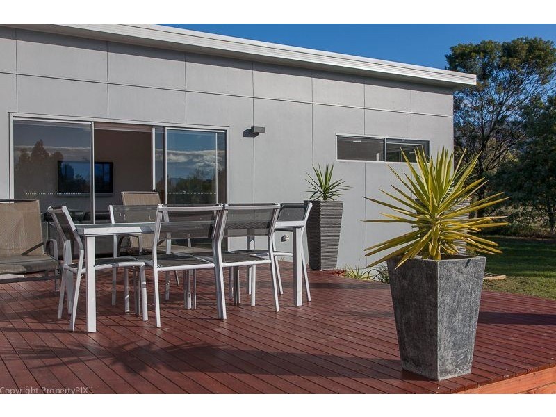 125 Seven Mile Beach Road, Seven Mile Beach TAS 7170