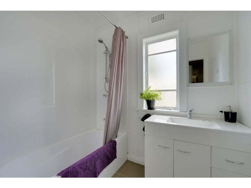 3 Windermere Beach Road, Claremont TAS 7011