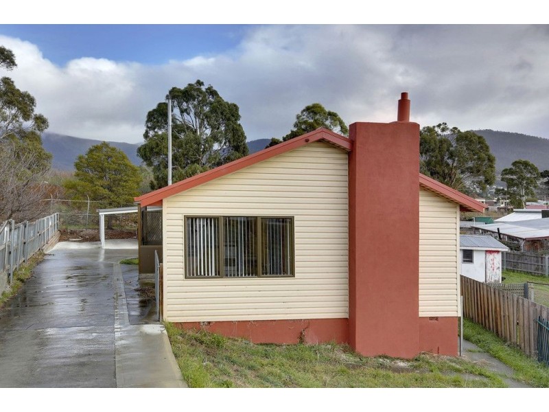 16 Fairfax Road, Glenorchy TAS 7010