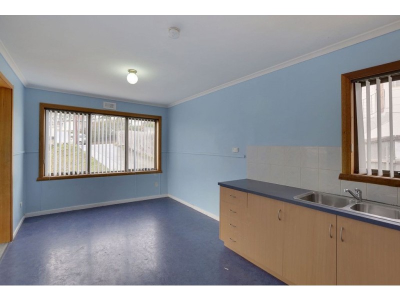 16 Fairfax Road, Glenorchy TAS 7010