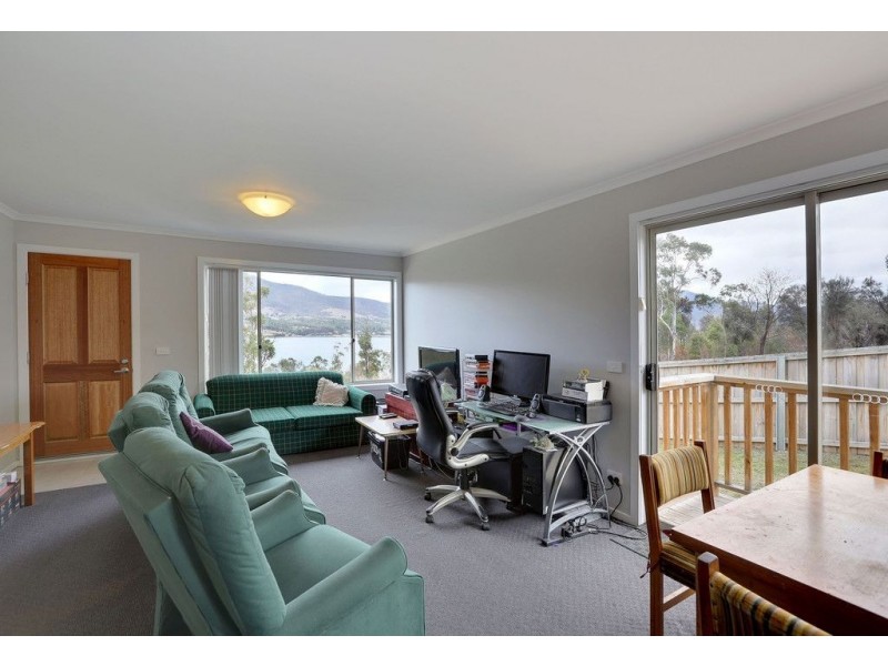 1+2/6 Barton Crescent, Bridgewater TAS 7030