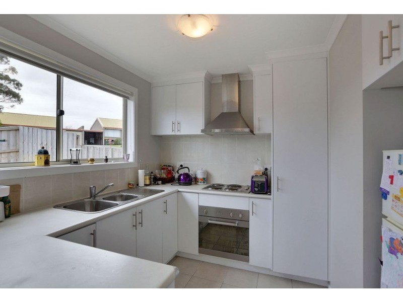 1+2/6 Barton Crescent, Bridgewater TAS 7030