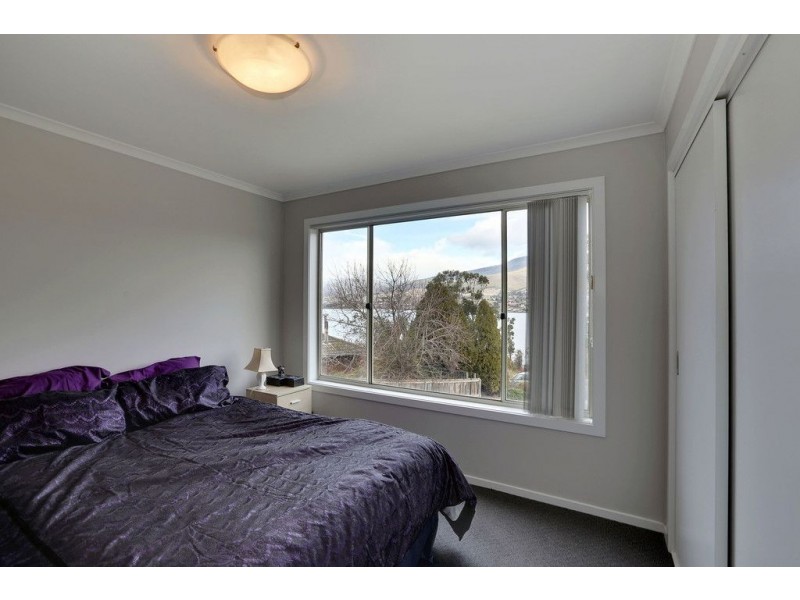 1+2/6 Barton Crescent, Bridgewater TAS 7030