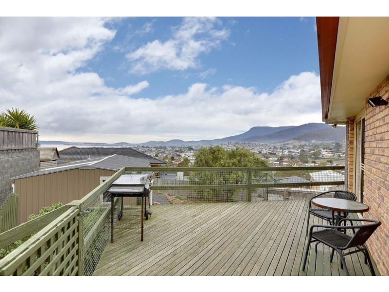 16 Chatterton Court, Claremont TAS 7011