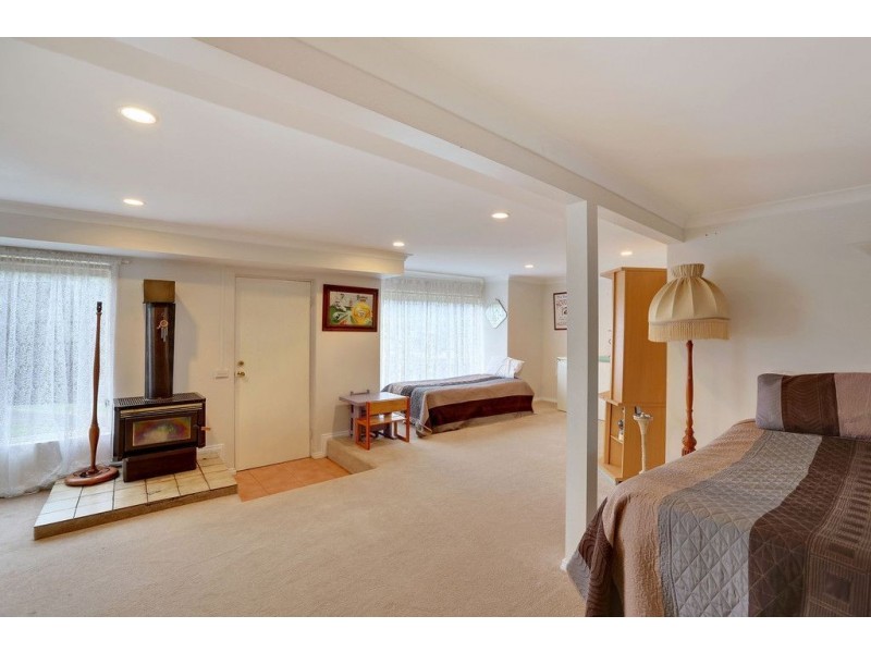 16 Chatterton Court, Claremont TAS 7011