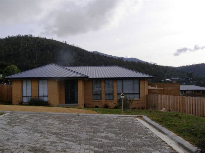 6 Chester Court, Chigwell TAS 7011