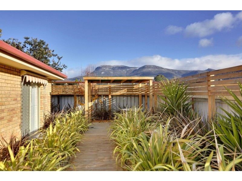 2/70 Bowden Street, Glenorchy TAS 7010