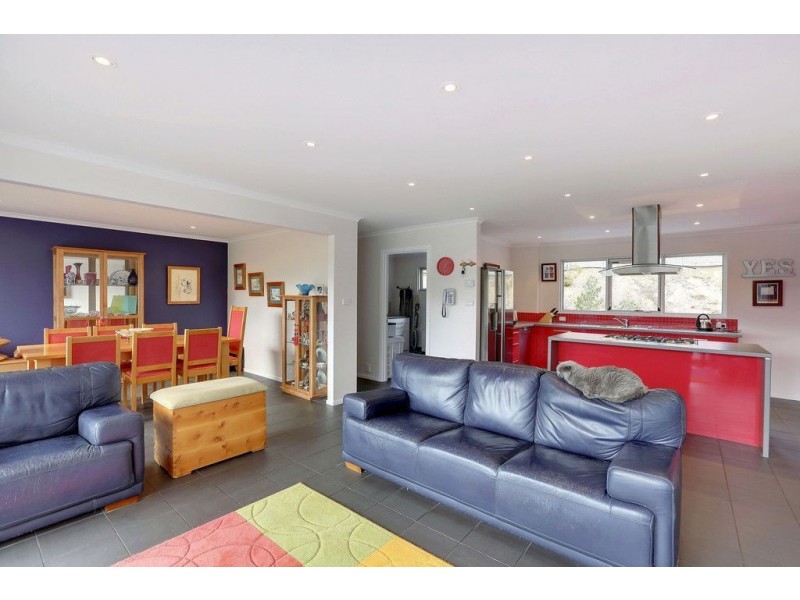 4a Valley Road, Collinsvale TAS 7012