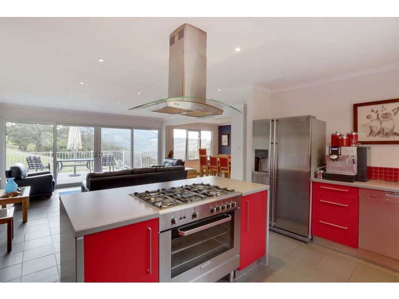 4a Valley Road, Collinsvale TAS 7012