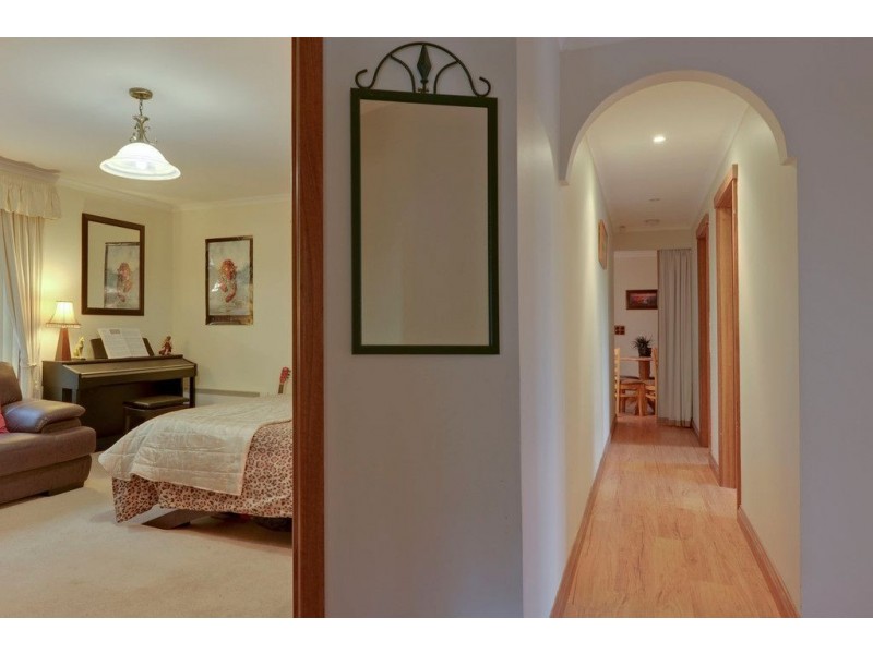 32 Bimburra Road, Glenorchy TAS 7010