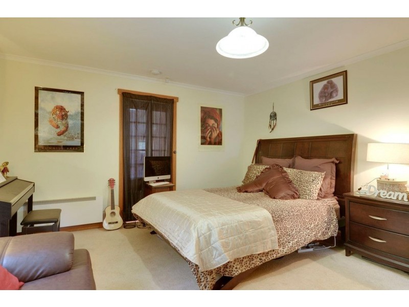 32 Bimburra Road, Glenorchy TAS 7010