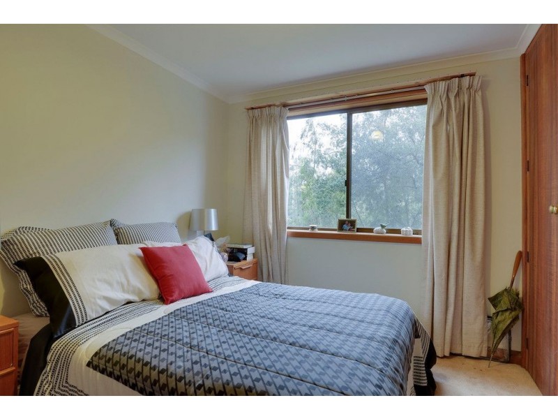 32 Bimburra Road, Glenorchy TAS 7010