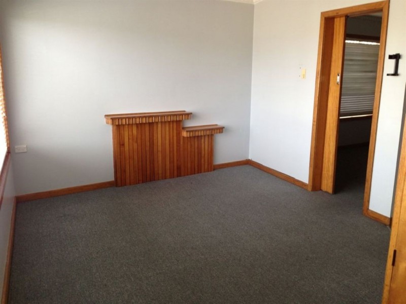 2/158 Augusta Road, Lenah Valley TAS 7008