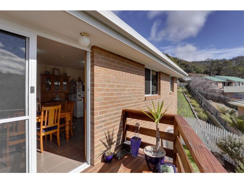 16 Jasanda Drive, Montrose TAS 7010