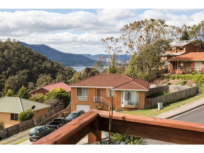 16 Jasanda Drive, Montrose TAS 7010