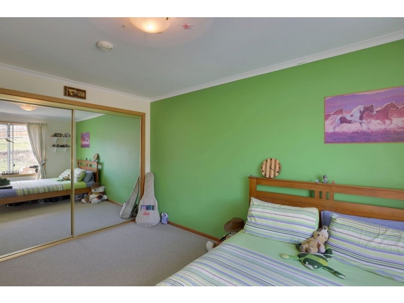 16 Jasanda Drive, Montrose TAS 7010