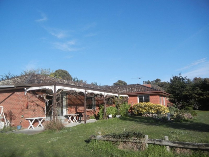 443 Clifton Beach Road, Clifton Beach TAS 7020