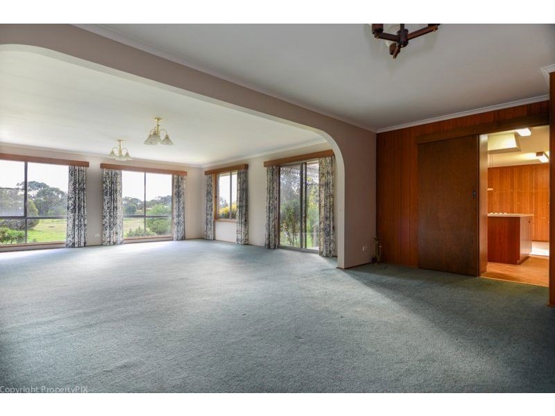 443 Clifton Beach Road, Clifton Beach TAS 7020