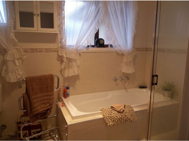 11 Voss Court, Old Beach TAS 7017