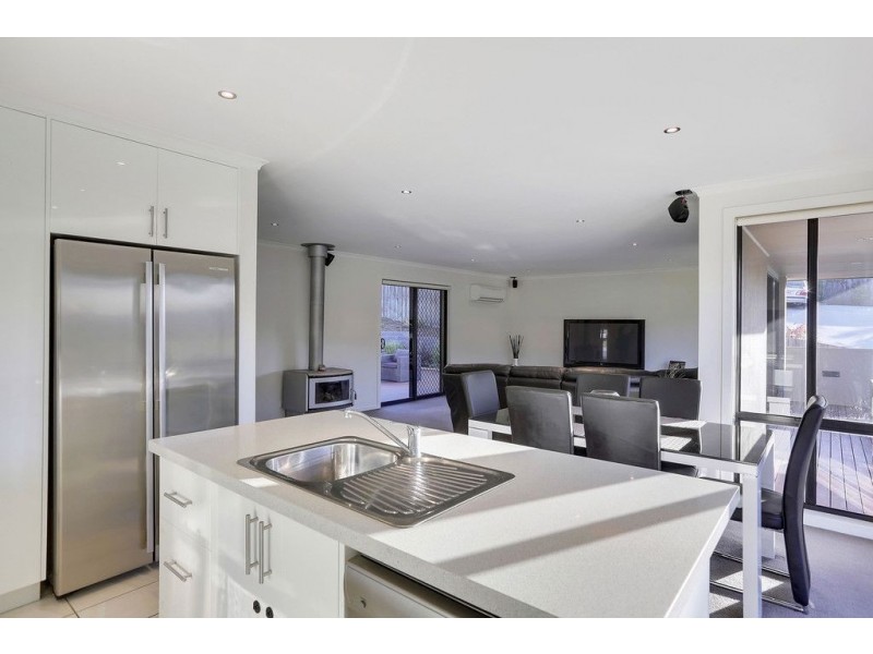 8 Joshua Street, Mornington TAS 7018