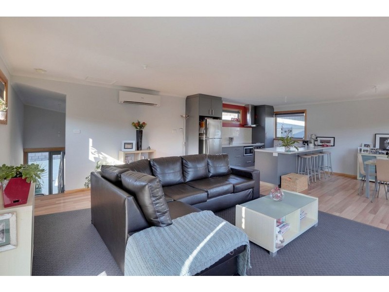 2/21 Bellemont Court, Geilston Bay TAS 7015
