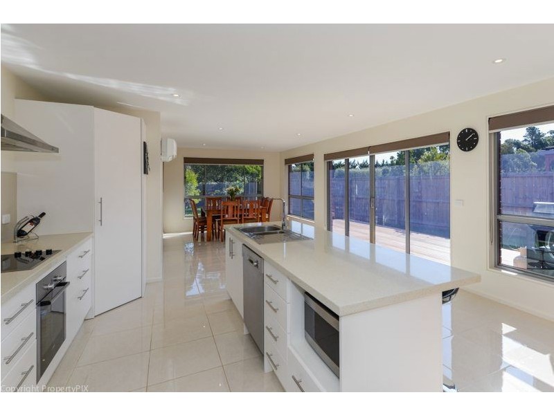 83 Seven Mile Beach Road, Seven Mile Beach TAS 7170