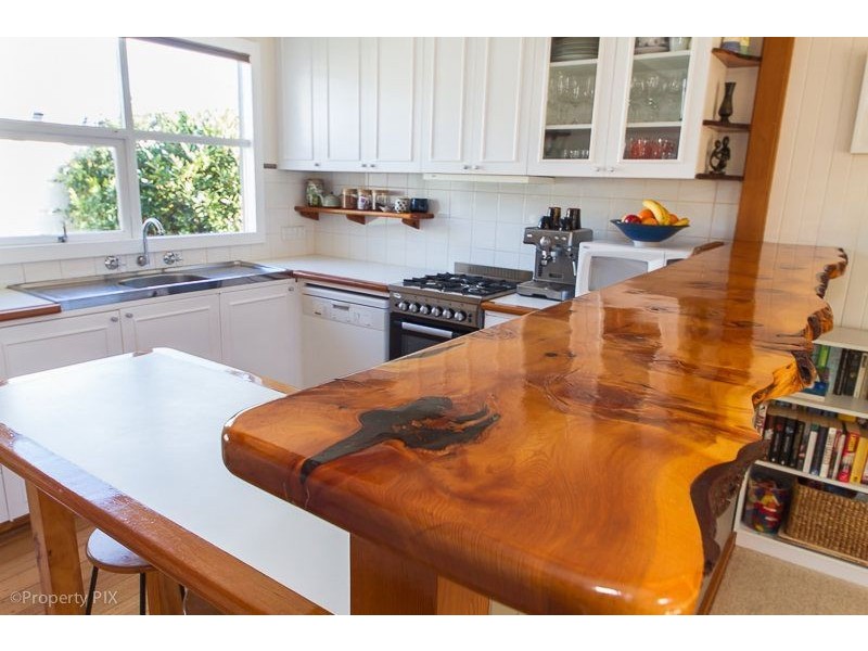 82 Cremorne Avenue, Cremorne TAS 7024