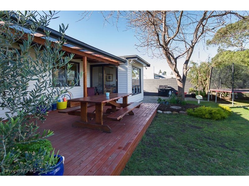 82 Cremorne Avenue, Cremorne TAS 7024