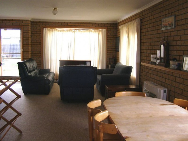 19 Tenth Avenue, Dodges Ferry TAS 7173