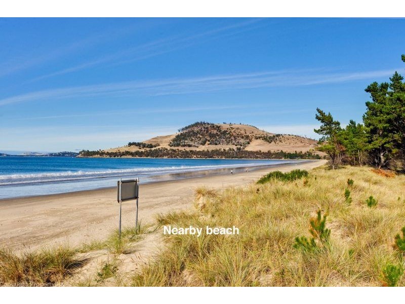 8 Vivalenett Close, Seven Mile Beach TAS 7170