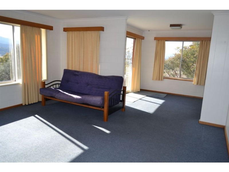 1/5 Castlereagh Court, Lenah Valley TAS 7008