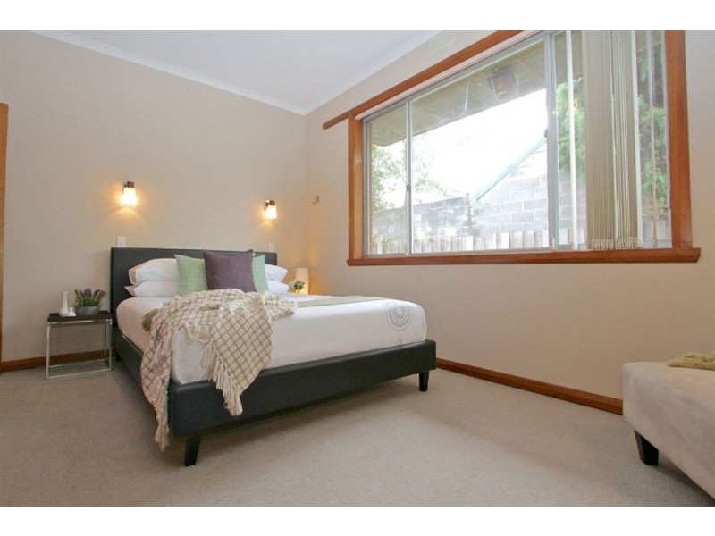 1/27 Cross Street, New Town TAS 7008