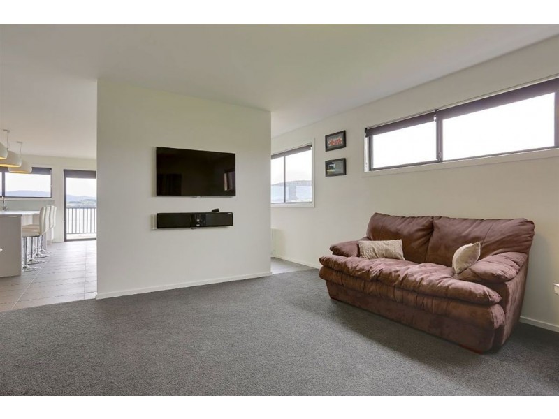 95 Reynolds Road, Midway Point TAS 7171