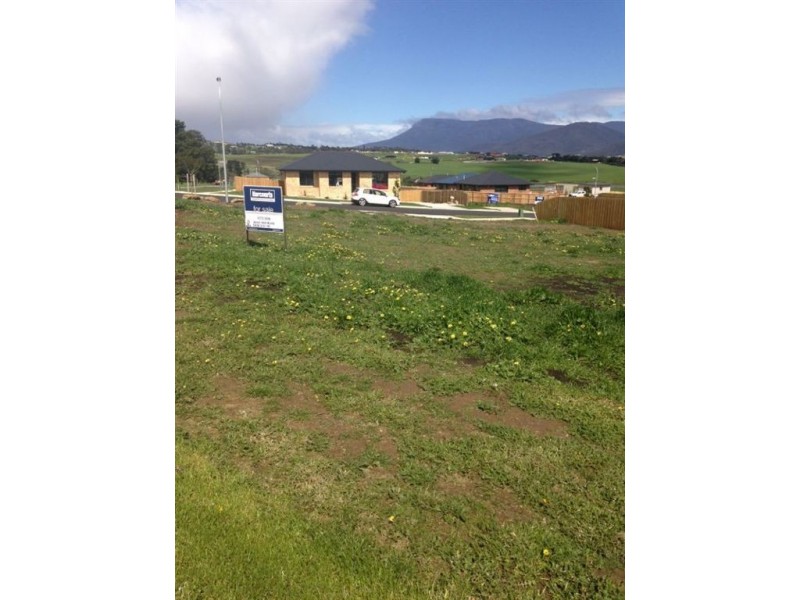 2 Barrob Street, Old Beach TAS 7017