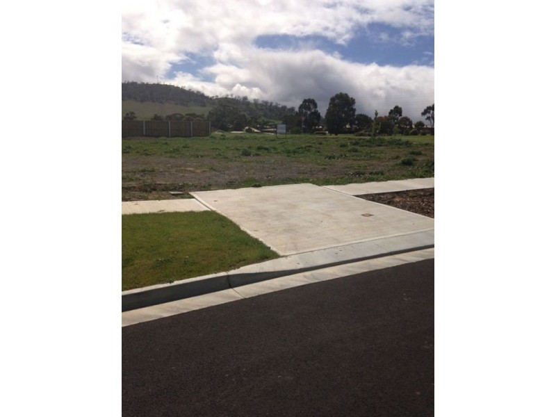 2 Barrob Street, Old Beach TAS 7017