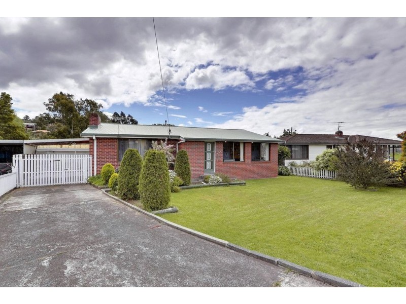 32 Maroubra Circle, Chigwell TAS 7011