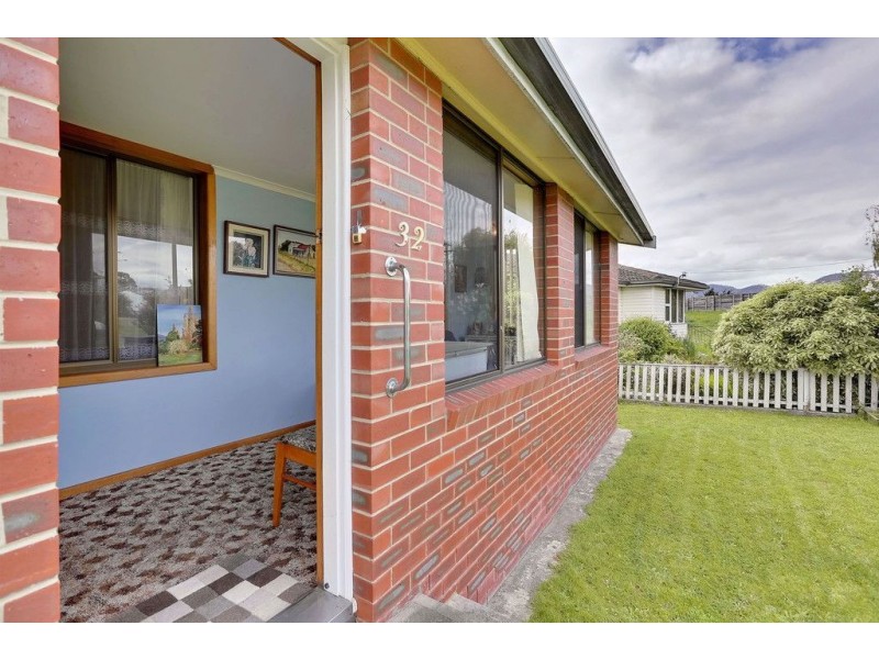 32 Maroubra Circle, Chigwell TAS 7011