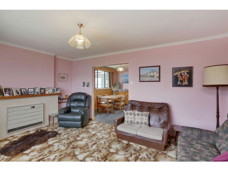 32 Maroubra Circle, Chigwell TAS 7011