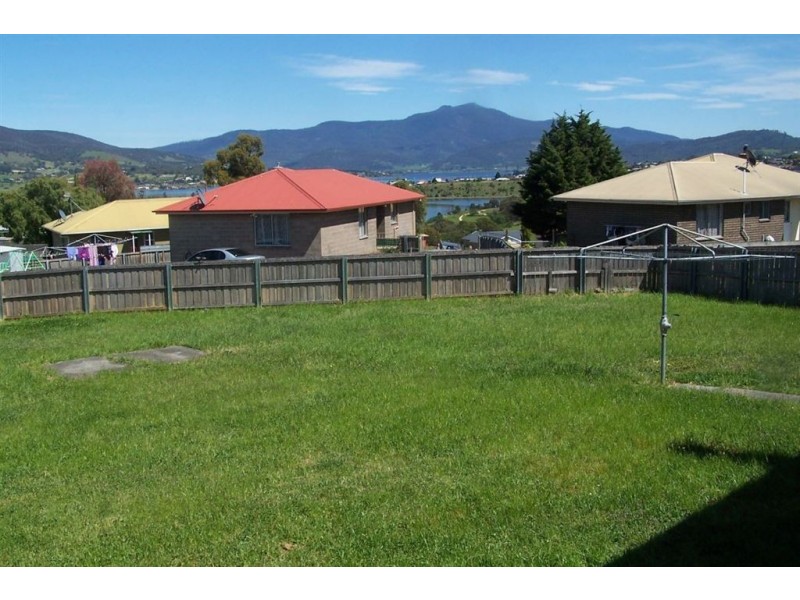 79 Lamprill Circle, Herdsmans Cove TAS 7030