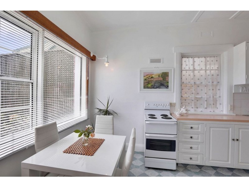 19 Elphinstone Road, Mount Stuart TAS 7000